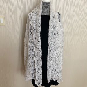 Hand made white scarf